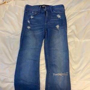 Distressed holister jeans size 0